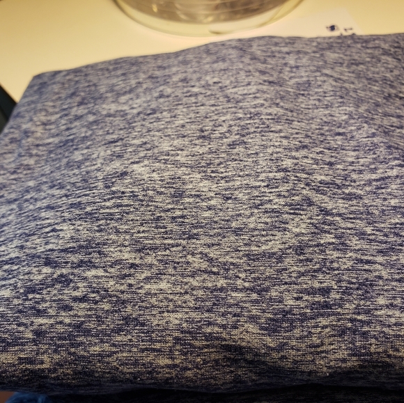 COPY - Oiselle Lux Hoodie, Grounded/Fresh (Blue), Size M, EUC - Picture 8 of 10